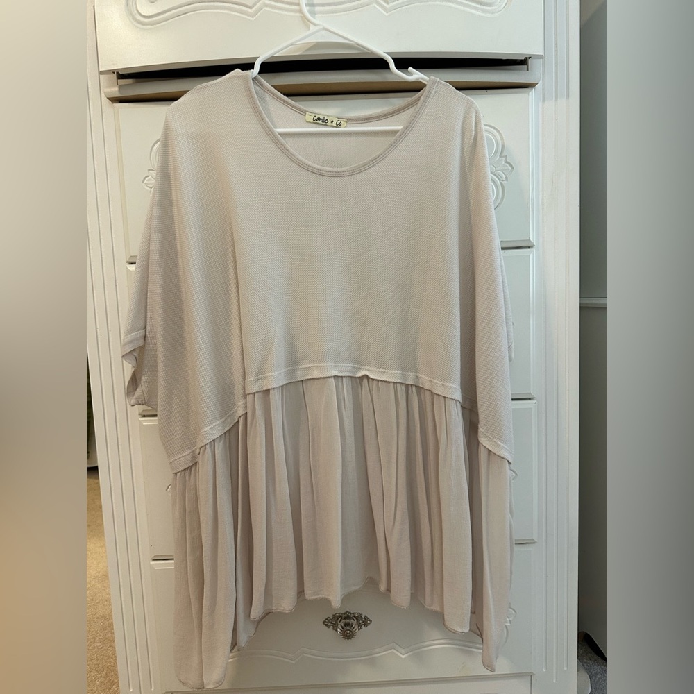 Women’s Cream Colored Blouse